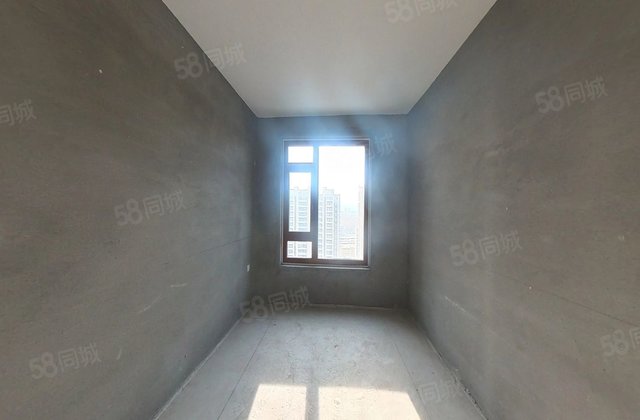 七号公馆3室1厅142㎡76.5万二手房图片