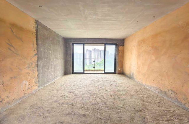 观山小区4室2厅173㎡230万二手房图片