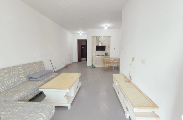 房东急售 急售 送车位双阳台 二中对过 锦绣学府翡丽湾 聊大