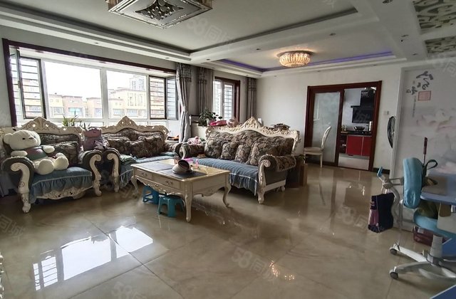 急文轩一中外国语新东方龙湾精装三室双卫送车位南北通透