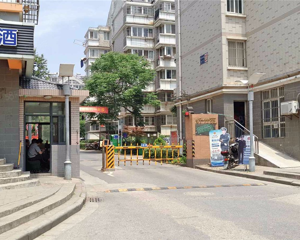 摄山星城听竹苑外环以外