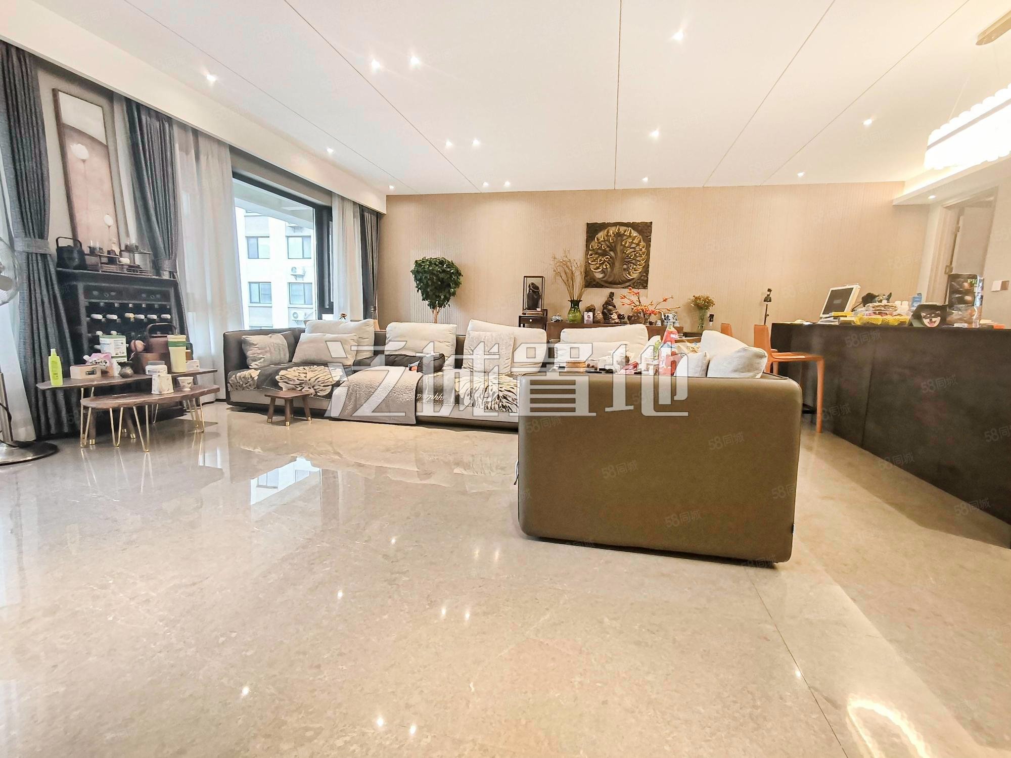 國瑞熙墅二區(qū)4室3廳3衛(wèi)201.38㎡南北1119萬