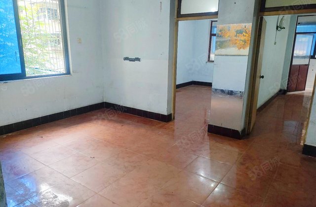 工农院街72号院2室1厅64.9㎡78.8万二手房图片