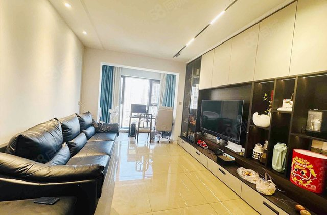 鹭湖宫10区3室2厅102㎡90万二手房图片