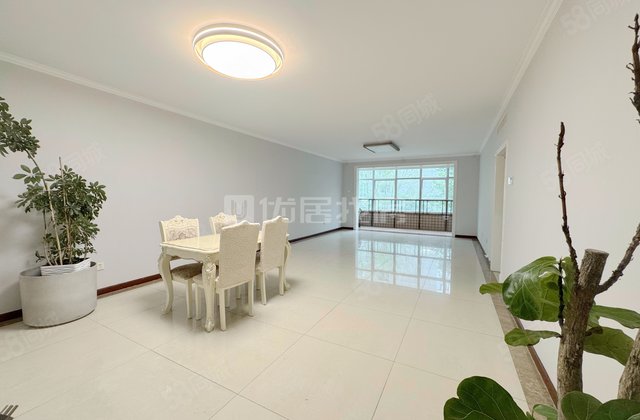 万豪国际公寓4室2厅235.22㎡1135万二手房图片