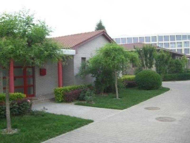 歐陸苑4室2廳3衛(wèi)200.14㎡南北1799萬