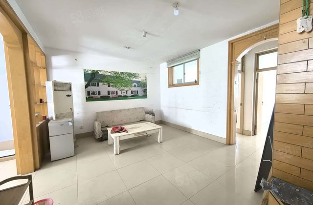 单价5000多，振兴路亚大怡景，二楼，三室带储藏室