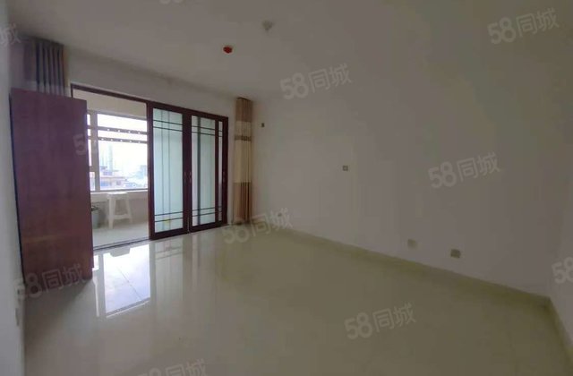 简单装修 3室2厅 满二 朝南 采光好 周边商圈成熟