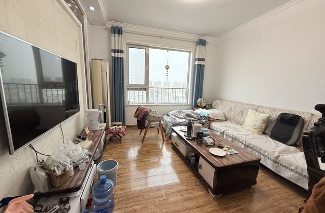 昌润莲城！商品房！电梯好楼层！房东诚心卖！价格可以谈！