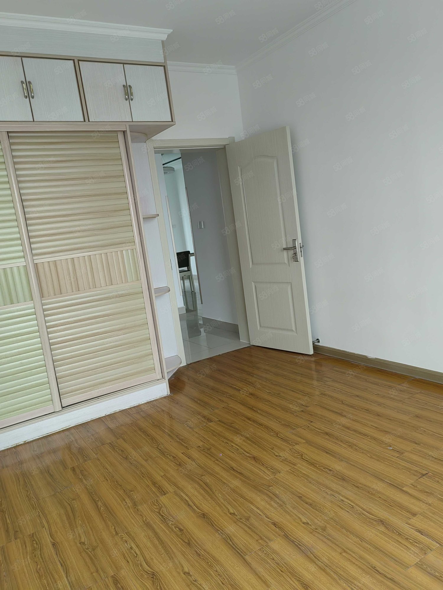 汇丰馨园2室2厅1卫117㎡南45万