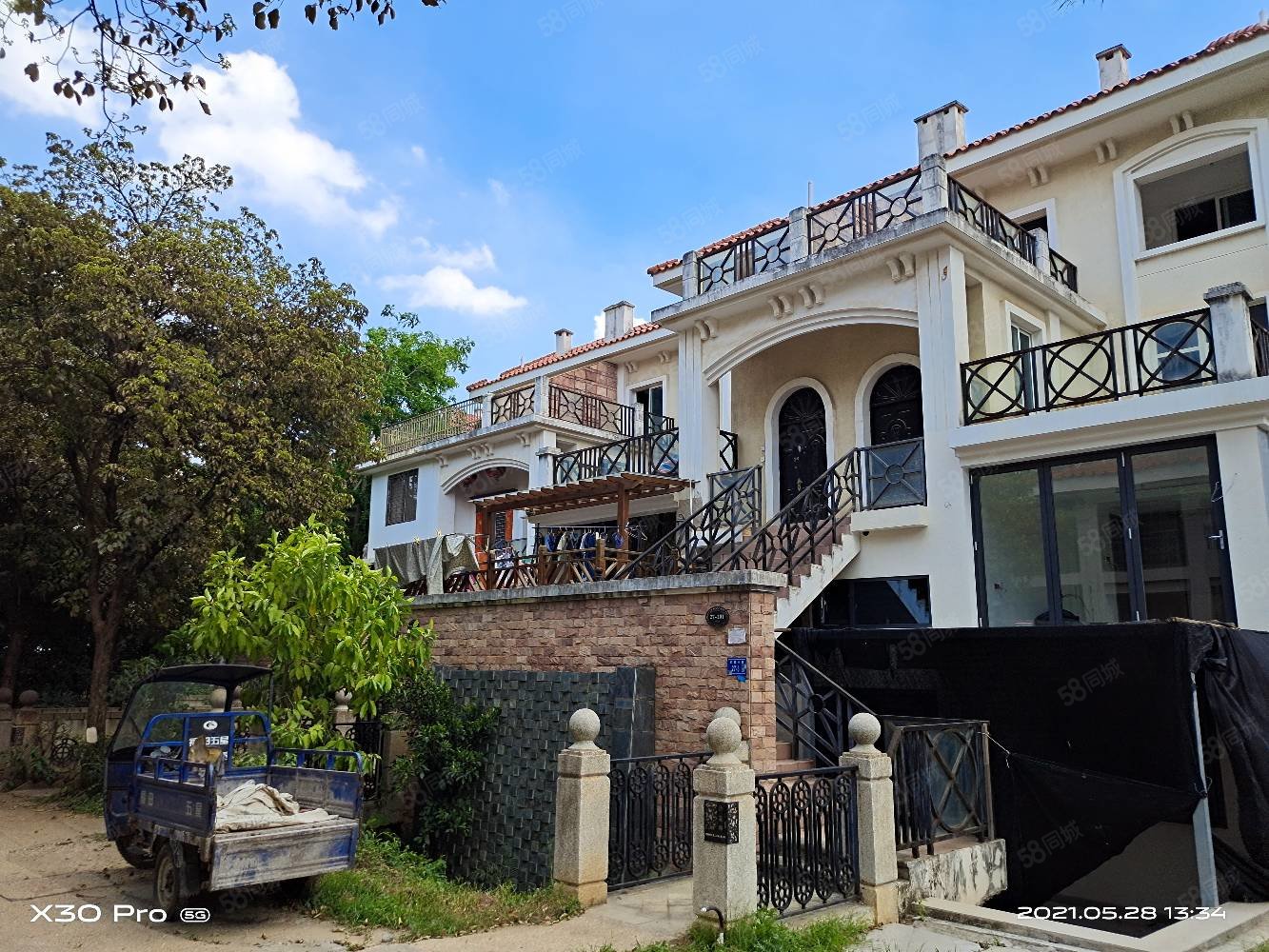 星海湾4室2厅4卫150㎡东西470万