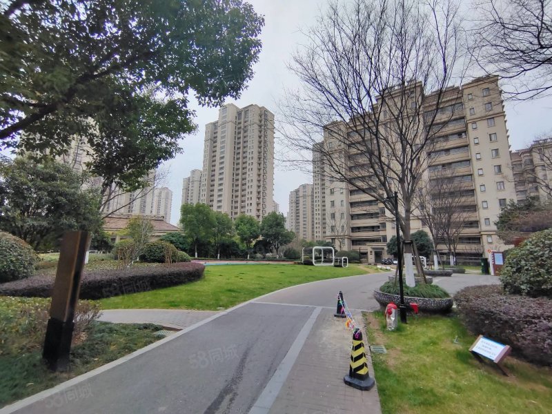 洲岛家园悦江苑2室1厅1卫66.63㎡南228万