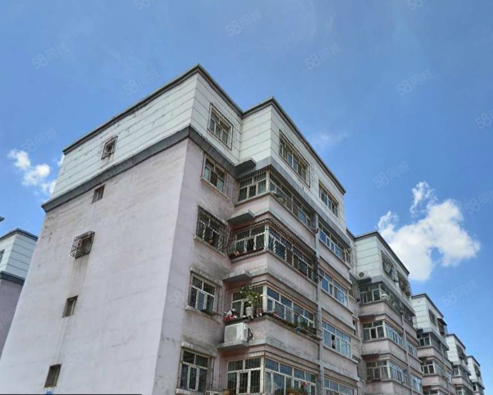 六道湾卧龙花园(西区)