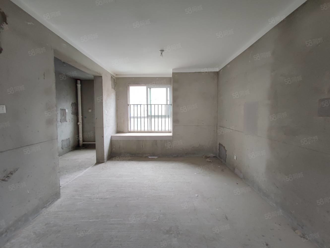 金大地时代公馆3室2厅2卫126㎡南北80万