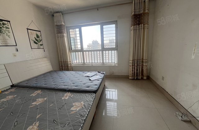 振华北邻二实验 阳光逸墅三室两户边户赠车位 免大税 随时看房