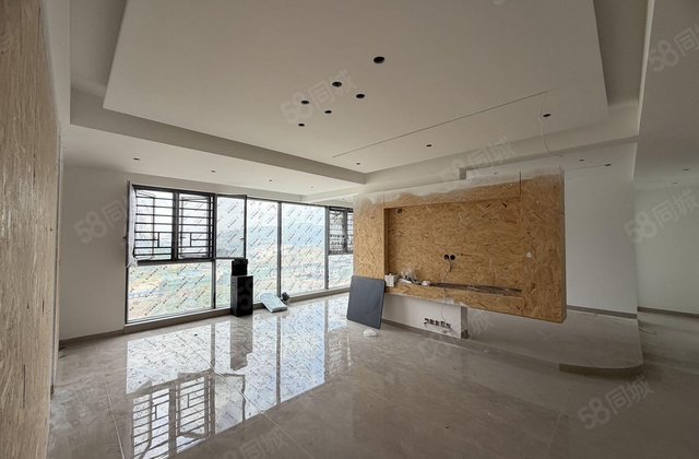 东湖桃源5室2厅127㎡55万二手房图片
