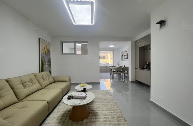 老文轩，东关  ，区医院家属院 车位，精装可拎包入住，