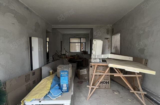金泉国际新城4室2厅115㎡45万二手房图片