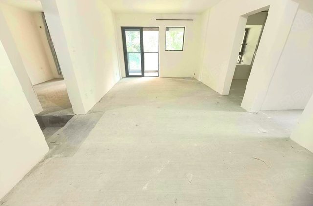 南山御峯3室2厅107.3㎡245万二手房图片