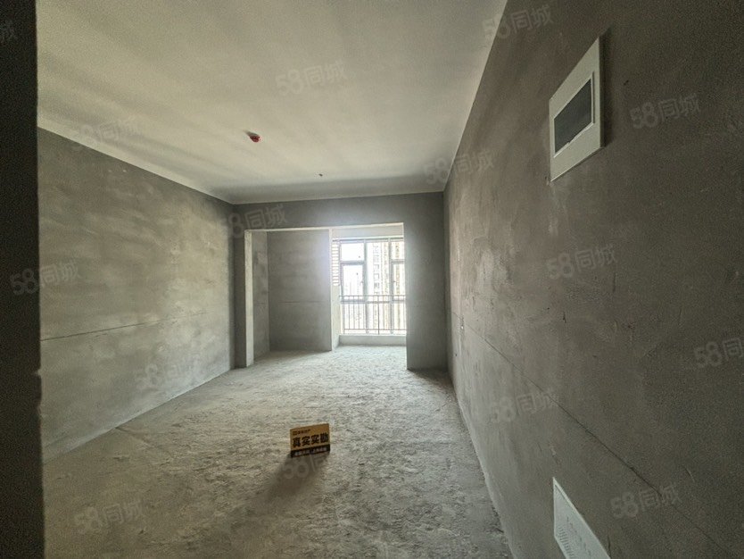 大美国际1室1厅1卫50.34㎡南北33万