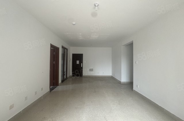 幸福新居 现房 全款走一手 两卫 边户 东李铭居 南湖新城