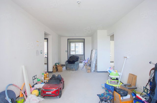 保利香槟国际3室2厅119.47㎡170万二手房图片