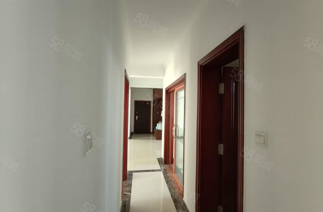 文轩本部 西安交大 带车位储藏室 免大税