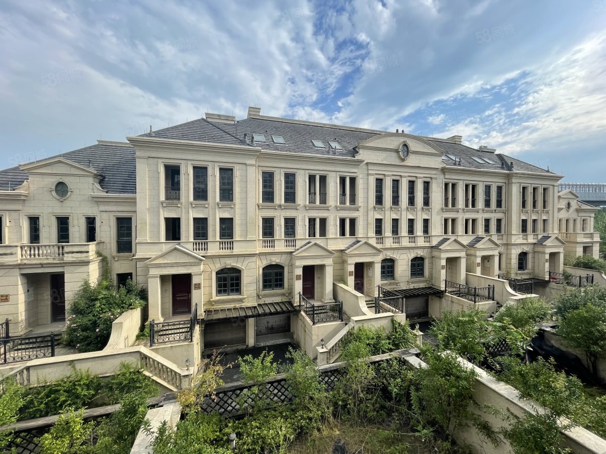 法式大联排 直降80万 青城山语间 210平 大甩卖,青城山语间-杭州58