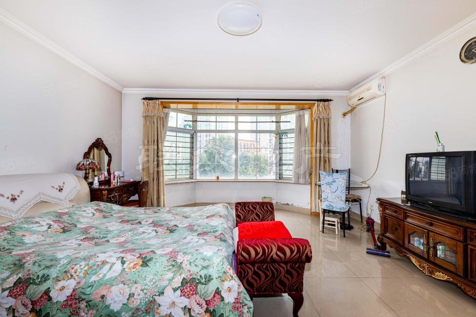 未來假日花園(楓竹苑一區(qū))3室2廳3衛(wèi)264.22㎡南北1380萬