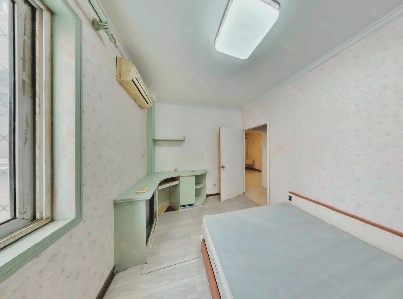 潘家園東里2室1廳1衛(wèi)72.74㎡西北338萬