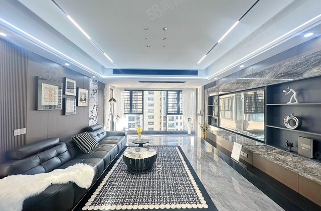 翡翠世家4室2厅142.36㎡105万二手房图片