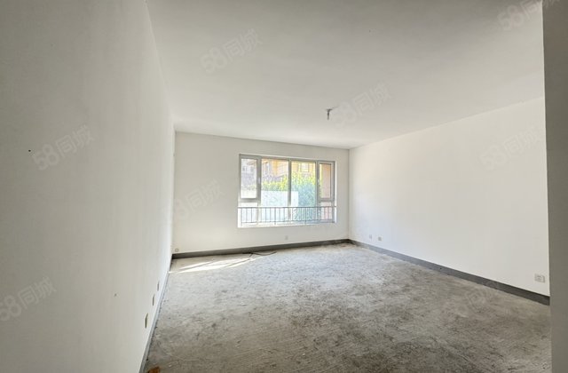 水城中街一品家苑 带100平院子 四室两卫 电梯洋房带双车位