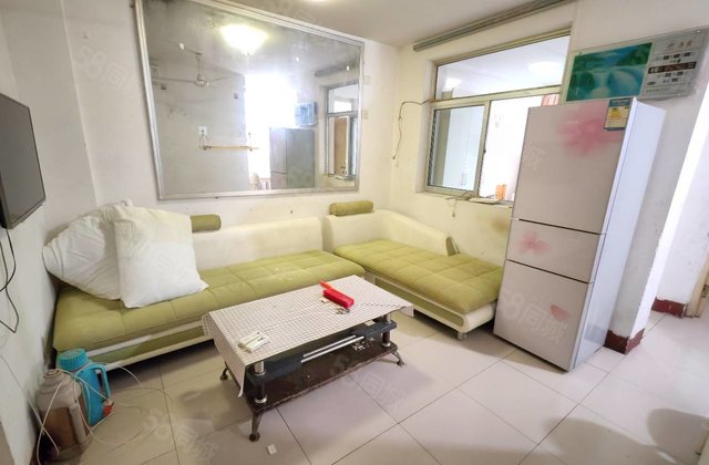 文轩八中正对过 小三室 随时看房 闸南商厦小区