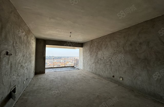 学府时代南区3室2厅132.45㎡49.8万二手房图片