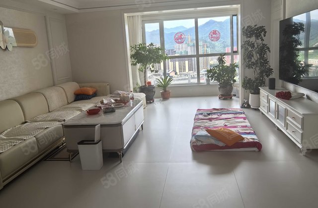 兴隆御景4室2厅230㎡155万二手房图片