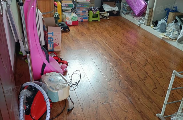 宝来雅居(一期)6室3厅140.7㎡75万二手房图片