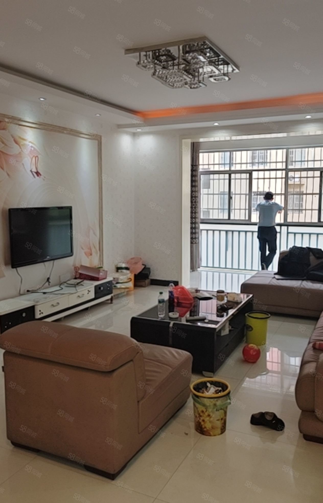 瑞宁花园3室2厅2卫123.9㎡东南60万