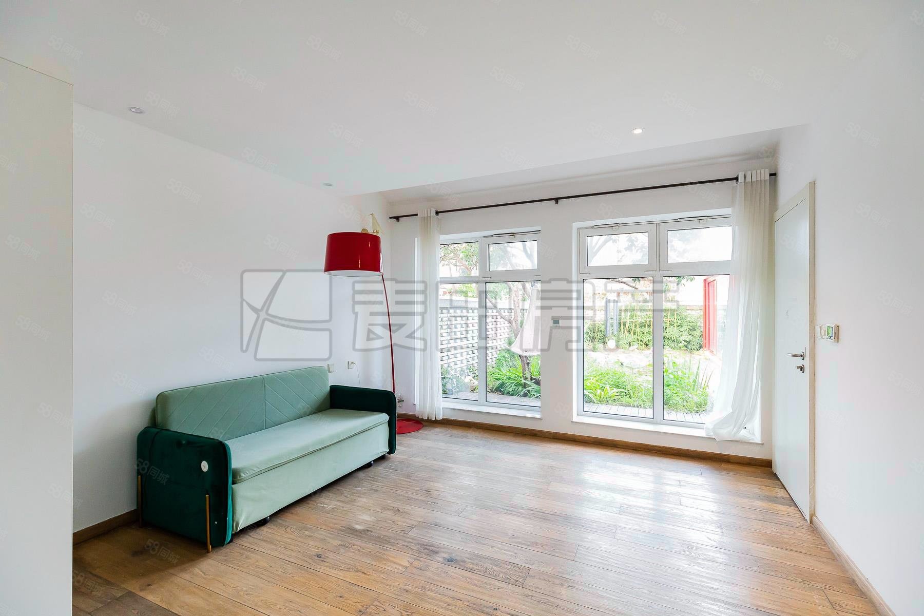 歐陸苑4室3廳3衛(wèi)232㎡南北2675萬