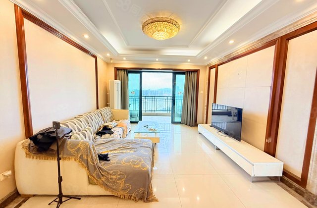 恒大御景半岛3室2厅138.93㎡250万二手房图片