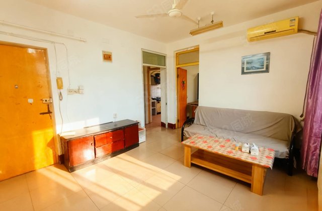 食品家属院 东昌中学一类一 中间全明楼层东边户 有钥匙