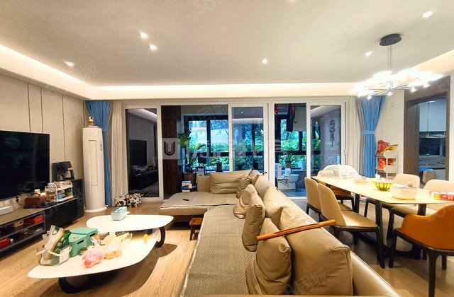 万科金域华府4室2厅142㎡135万二手房图片