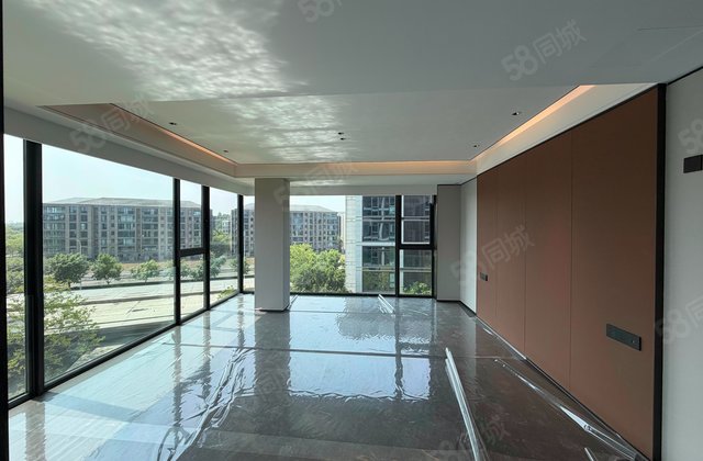 保利璞悦4室2厅159㎡698万二手房图片
