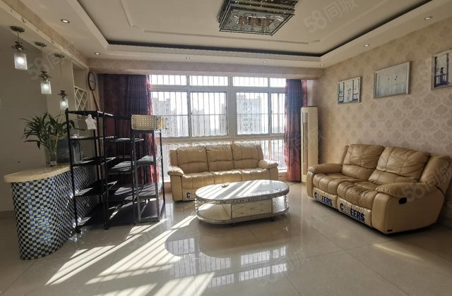 区妇幼旁 云阳雅轩 电梯房 送车位 交通便捷 正规商品房