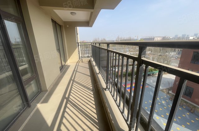 赠车位！免大税！碧桂园翡丽湾！聊城二中南邻！徒骇河！锦绣学府