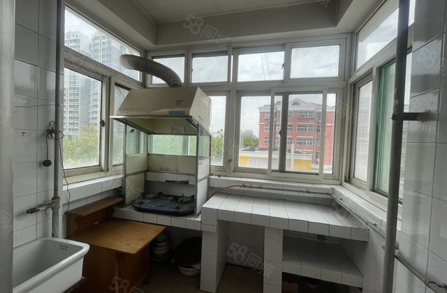 小区里赏湖景 边户 3室 交运绮苑 东昌华庭 看房有钥匙