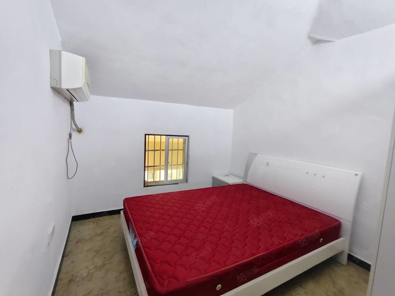 地中海风情7室3厅3卫112㎡南59.8万