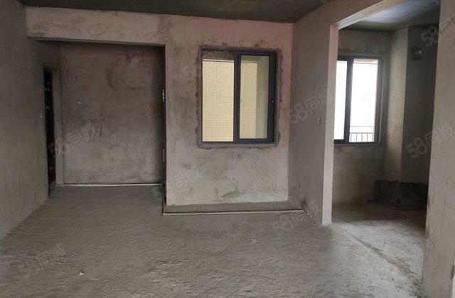 城市之春4室2厅139.5㎡46万二手房图片