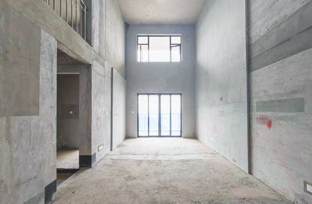 地铁中建江山玖樾3室2厅125.41㎡98万二手房图片