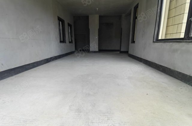 彰泰红7室3厅330㎡149万二手房图片