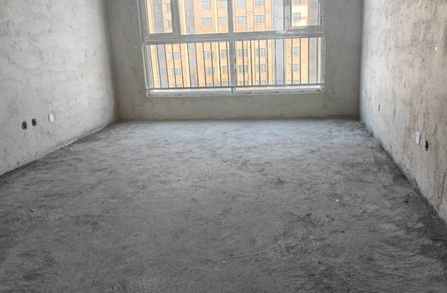 万恒嘉园2室1厅120㎡38.8万二手房图片